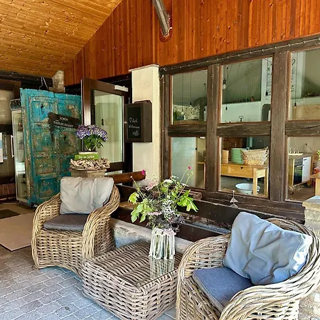 Guest house Bio Kastanienhof - Und Ayurvedische Jurten Erfurt