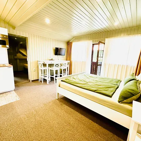 Bio Kastanienhof - Und Ayurvedische Jurten Guest house